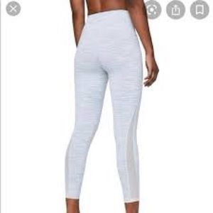 Lululemon white grey space dye Crop 6